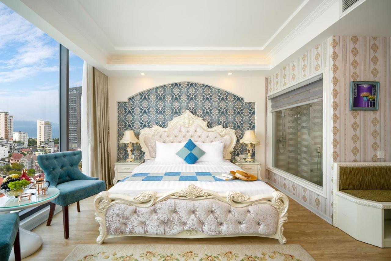 Royal Beach Hotel By Thg Đà Nẵng Extérieur photo