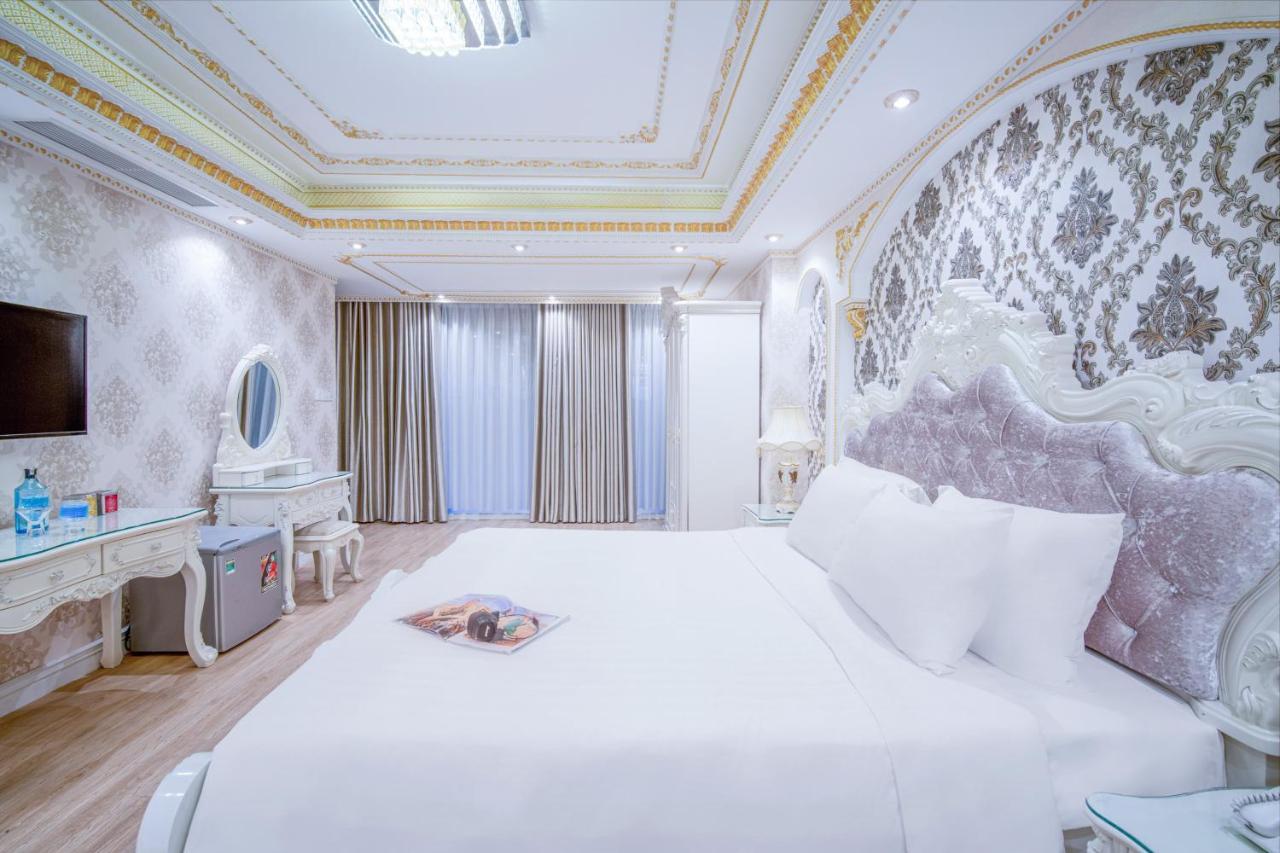 Royal Beach Hotel By Thg Đà Nẵng Extérieur photo