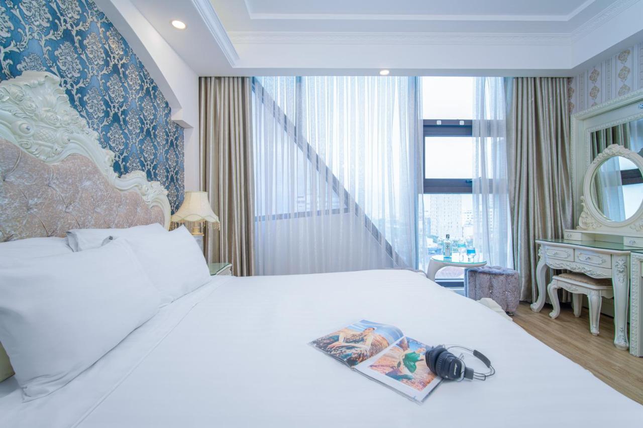 Royal Beach Hotel By Thg Đà Nẵng Extérieur photo