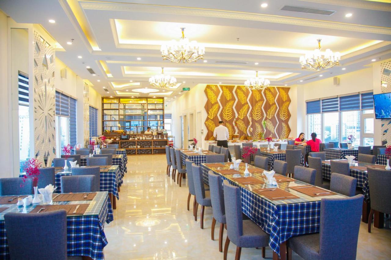 Royal Beach Hotel By Thg Đà Nẵng Extérieur photo