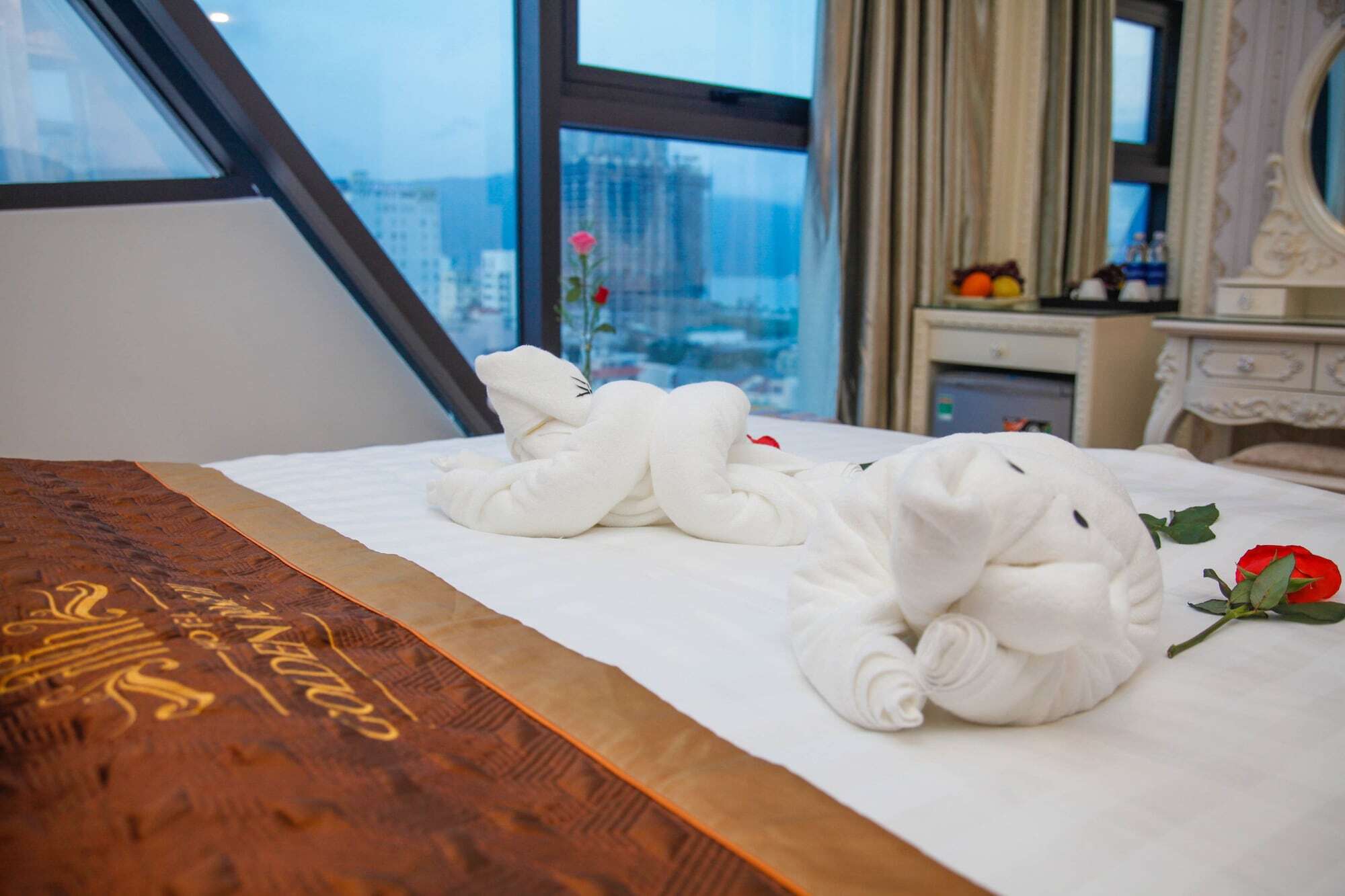 Royal Beach Hotel By Thg Đà Nẵng Extérieur photo